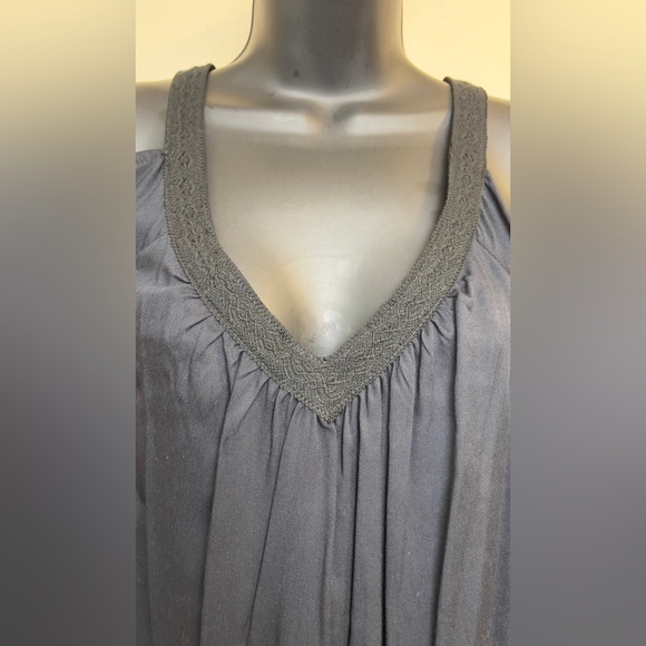 Just Fab Cold Shoulder Black Midi Dress - Picture 3 of 9